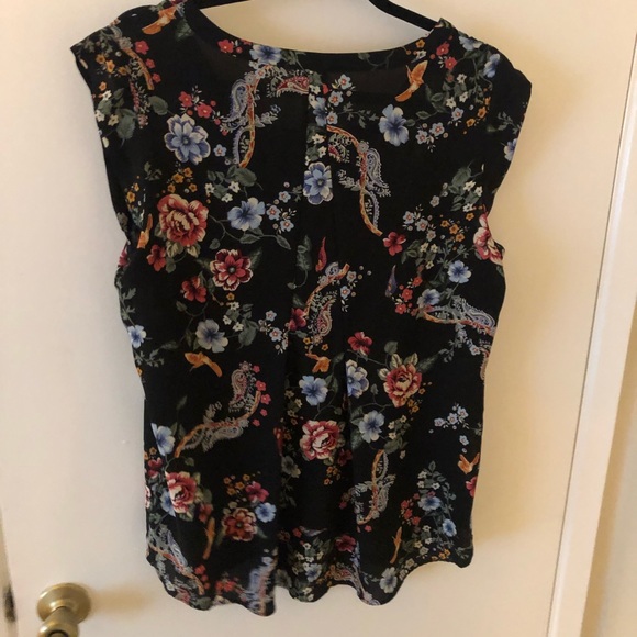 Floral work shirt - Picture 3 of 3